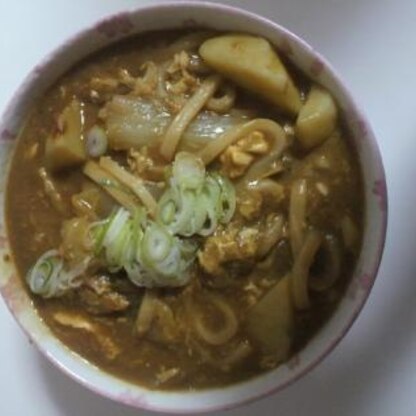 残ったカレーで今までも作っていましたが、今回初めて醤油やみりん、だしの素などの手を加えて作ってとても美味しかったです！